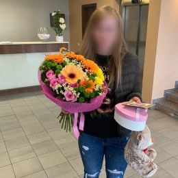 Доставка цветов в город Tīraine. Отчёт № 3719