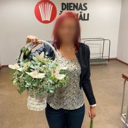 Доставка цветов в город Rīga. Отчёт № 3884