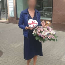 Доставка цветов в город Rīga. Отчёт № 4383