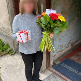 Доставка цветов в город Rīga. Отчёт № 4607