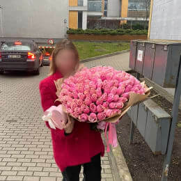 Доставка цветов в город Rīga. Отчёт № 4859