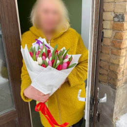 Доставка цветов в город Rīga. Отчёт № 5334