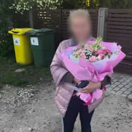 Доставка цветов в город Mārupe. Отчёт № 6355