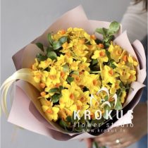 Букет кустовых нарциссов